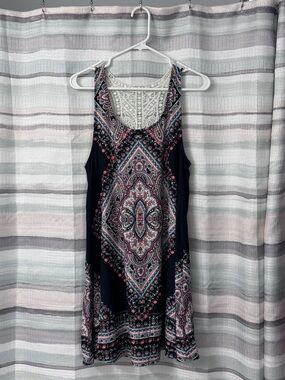 Derek Heart Black Paisley crotchet-Back tank swing dress L. Super soft!